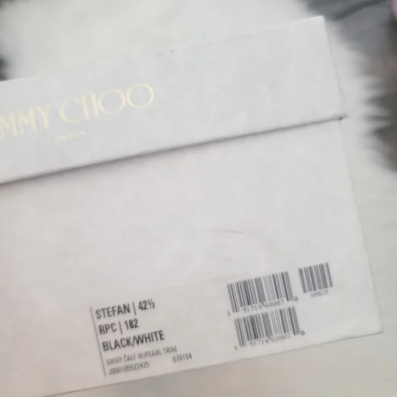 NWB Jimmy Choo Shiny Black Leather Oxford Shoe with Pearl Detailing - Picture 4 of 8